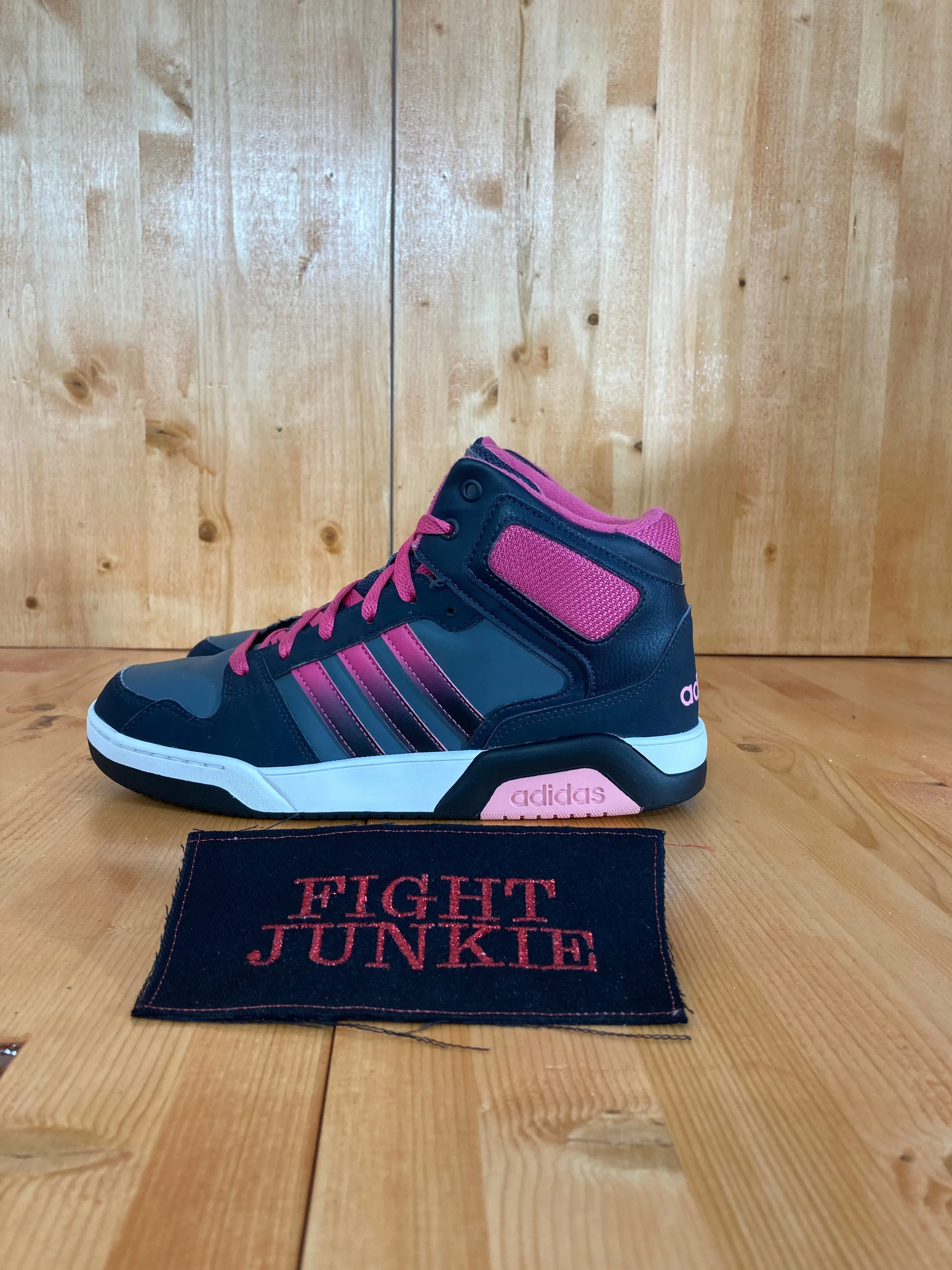 Adidas NEO BB9TIS Retro Style Youth Size 7 High Top Shoes Sneakers