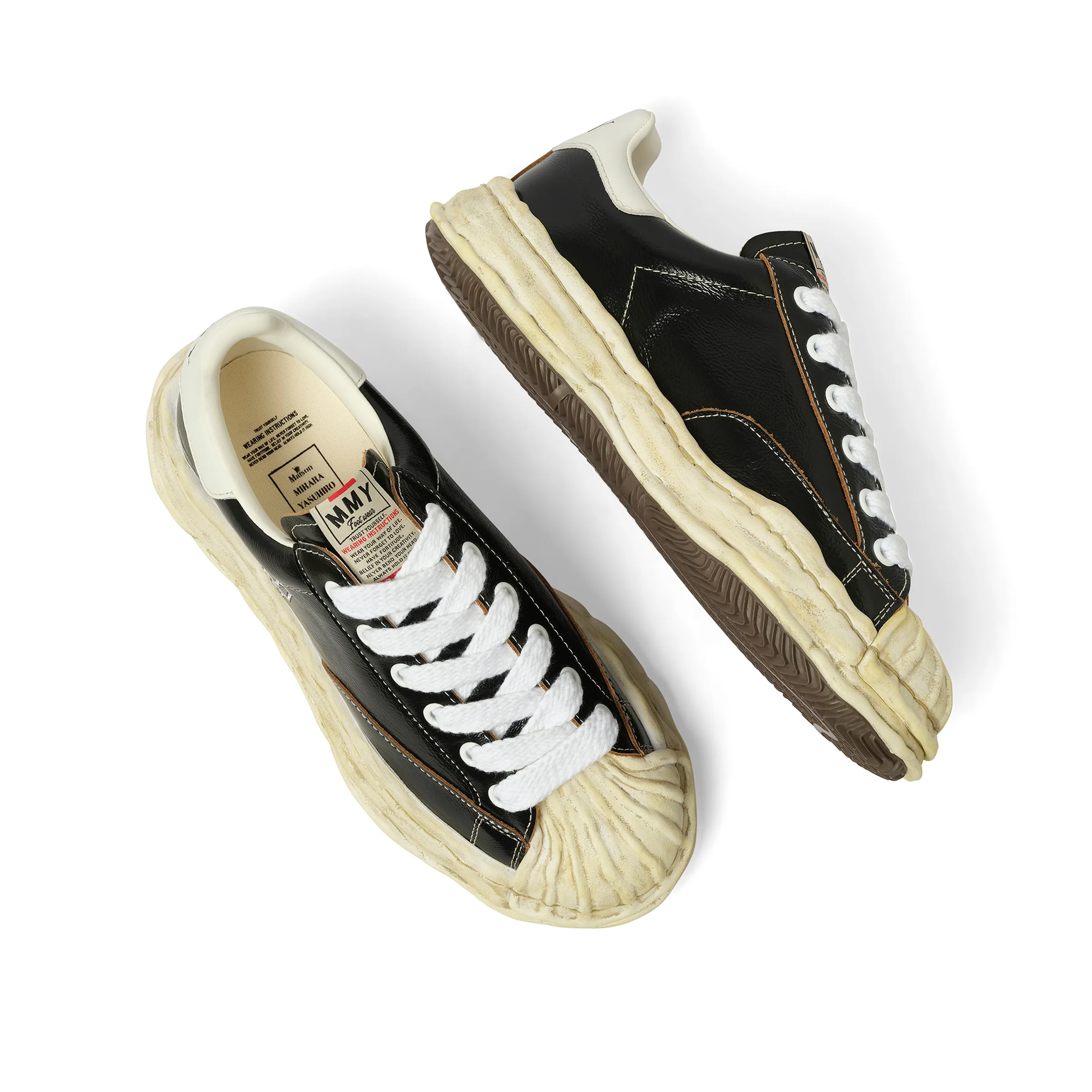 Blakey OG Wrinkled Leather Sneaker in Black
