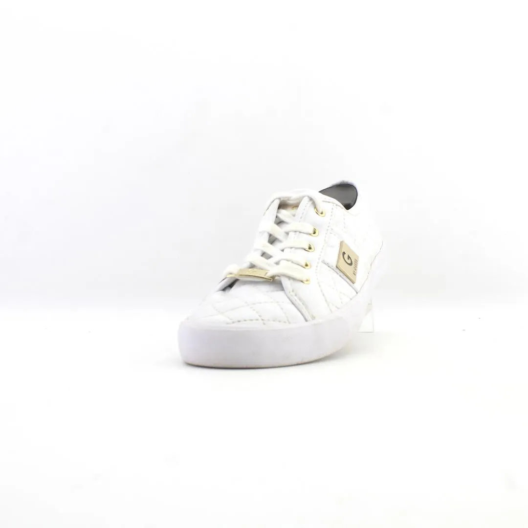 BY GUESS .