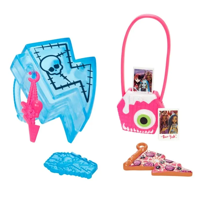 Monster High Frankie Stein Doll With Pet And Accessories - Mattel