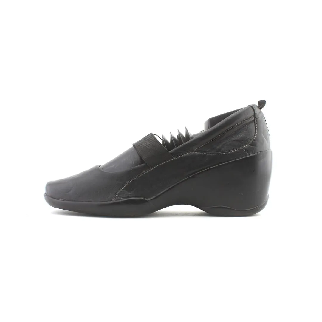 NATURALIZER COMFORT