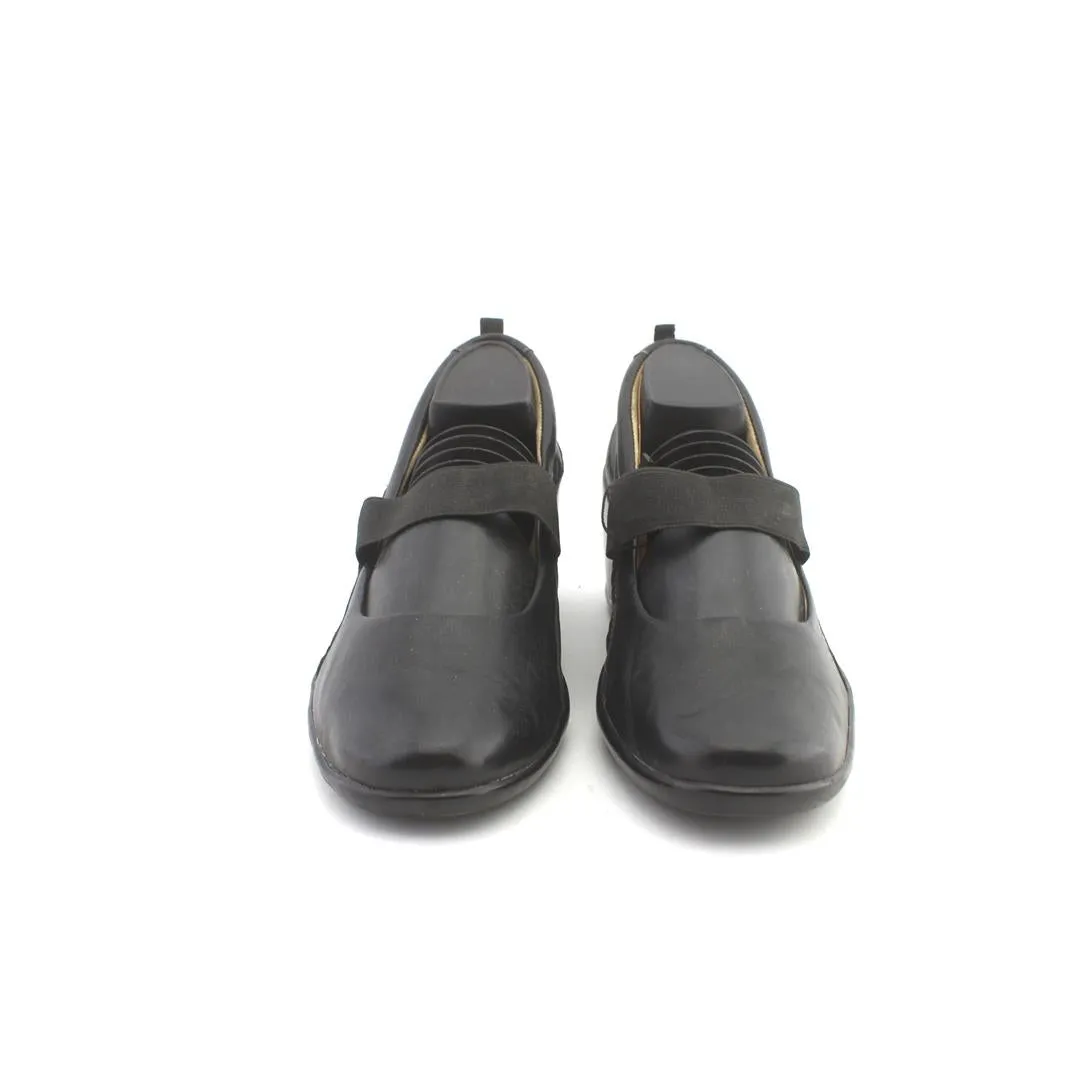 NATURALIZER COMFORT