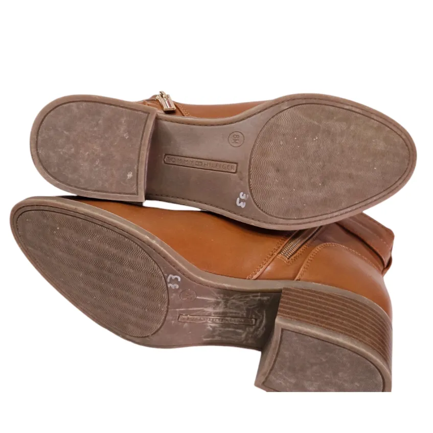 New *Tommy Hilfiger Women's Brown Diyana Ankle Boots (Size 8M)
