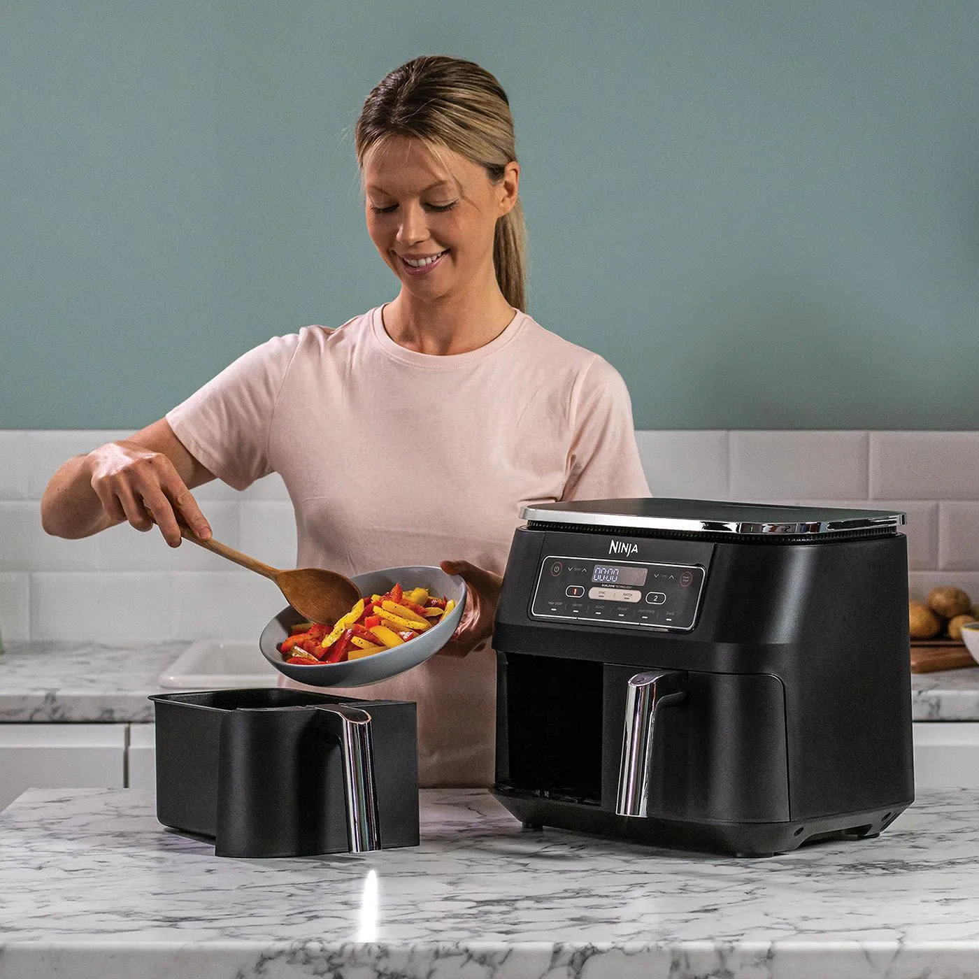 Ninja 7.6L 2400W Dual Zone Air Fryer - Grey | AF300UK