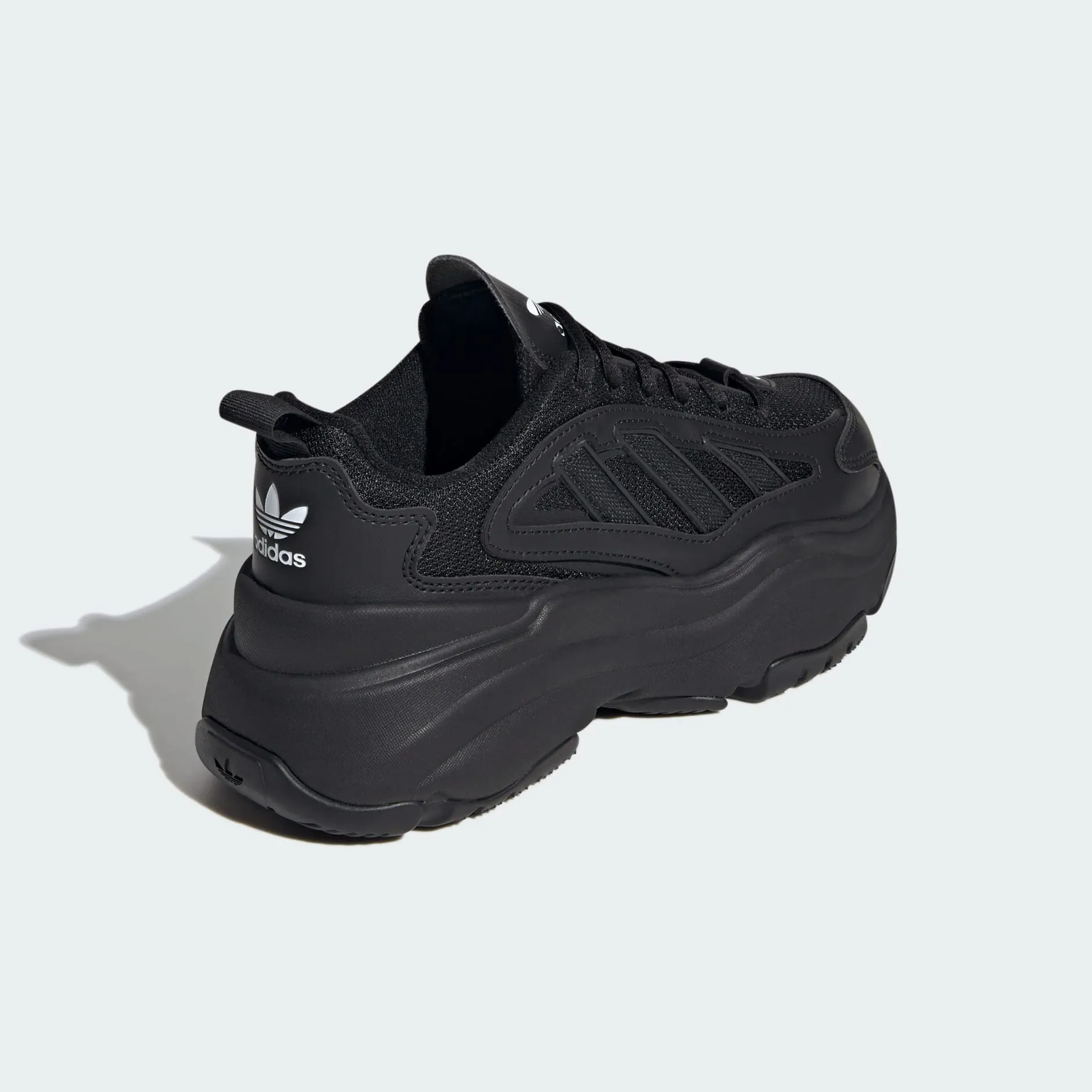 OZGAIA SHOES - Core Black / Core Black / Cloud White