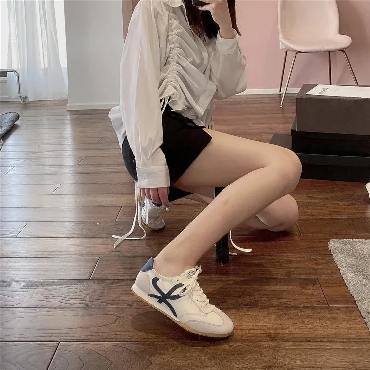 Spring and Fall Comfortable Breathable Walking Shoes Retro Shoes Flat Casual Shoes Women's Lightweight Classic Sneakers