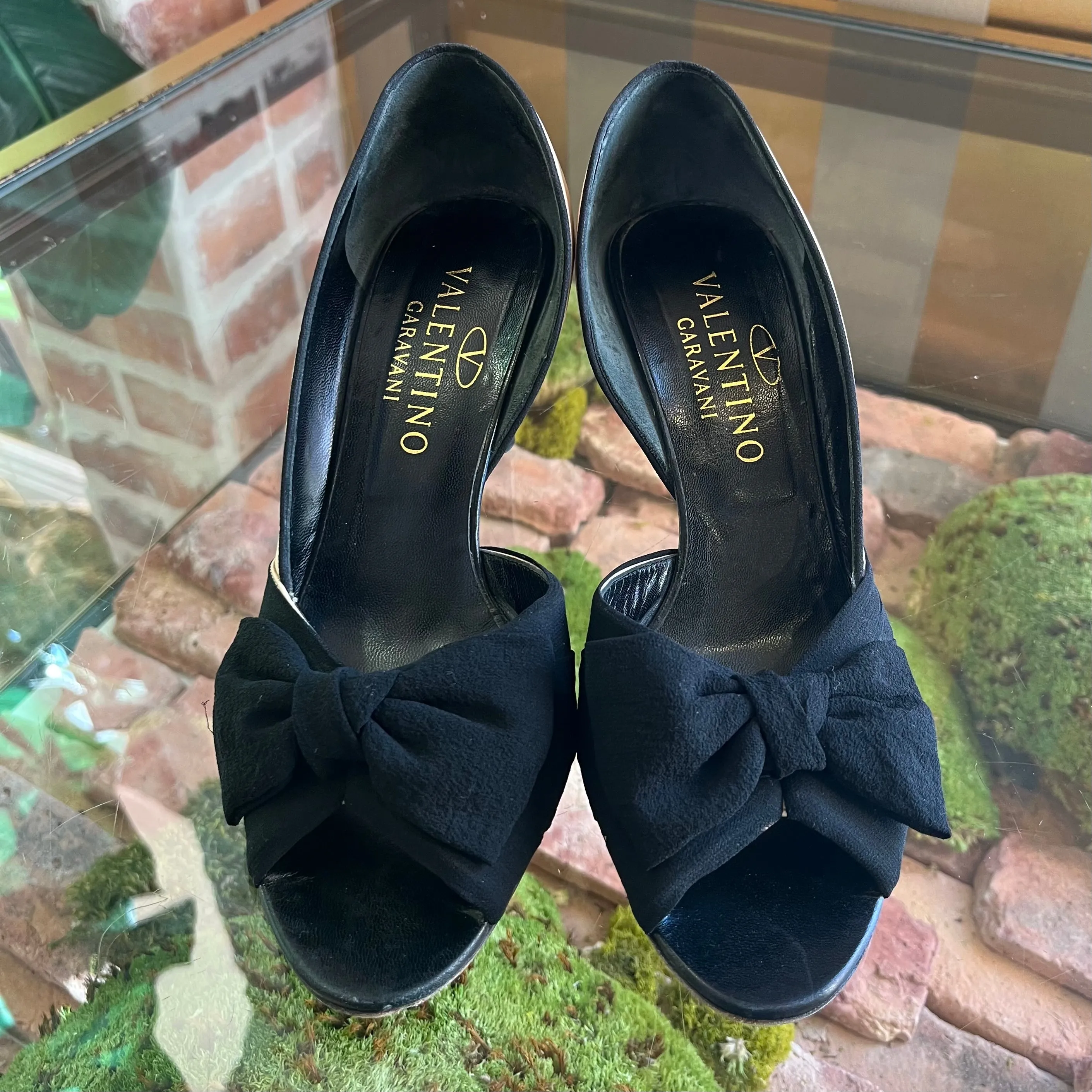 VALENTINO D'orsay Bow Black and Beige Peep Toe Heels Size 36.5