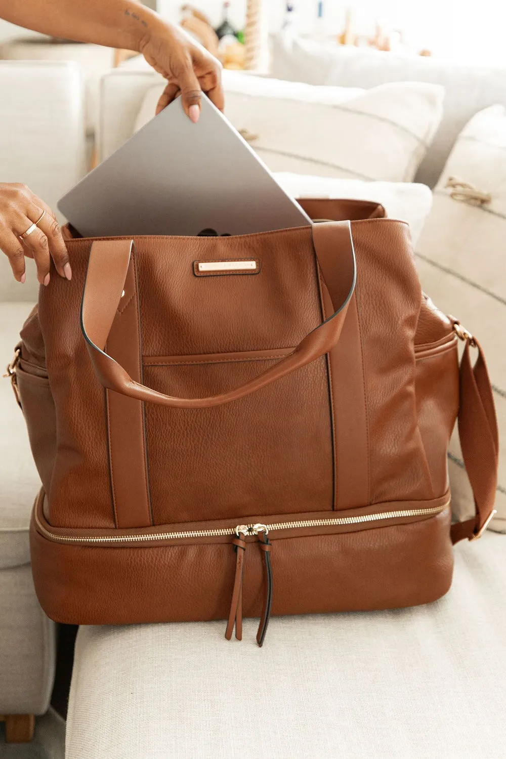 VOYAGER chestnut
