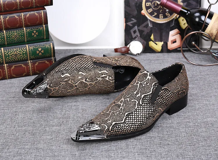 Wei brand formal leather shoes men's genuine leather Korean version trend pointed leather shoes low-top men's shoes foot shoes lazy shoes tide
