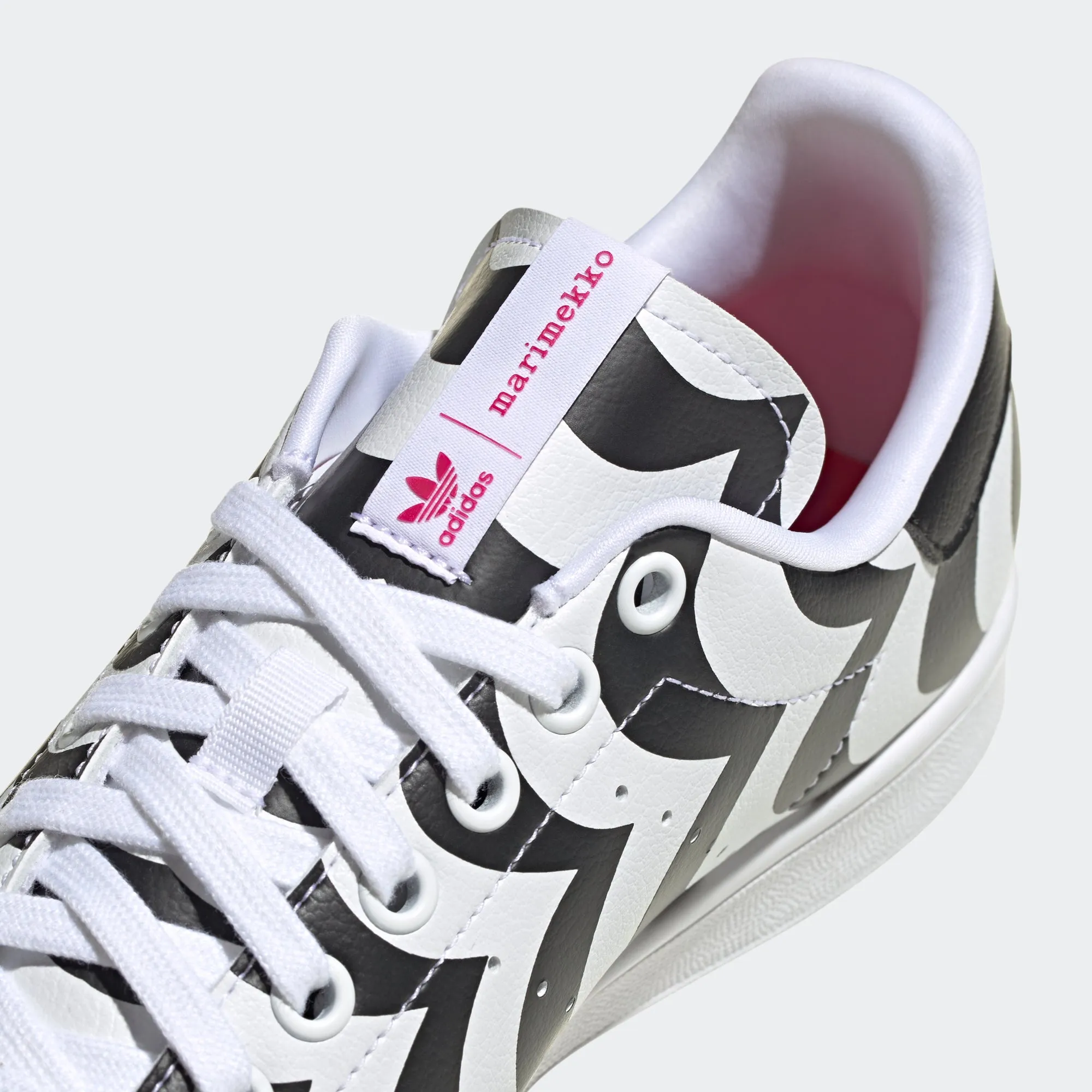 Women’s adidas Originals Marimekko Stan Smith Shoes