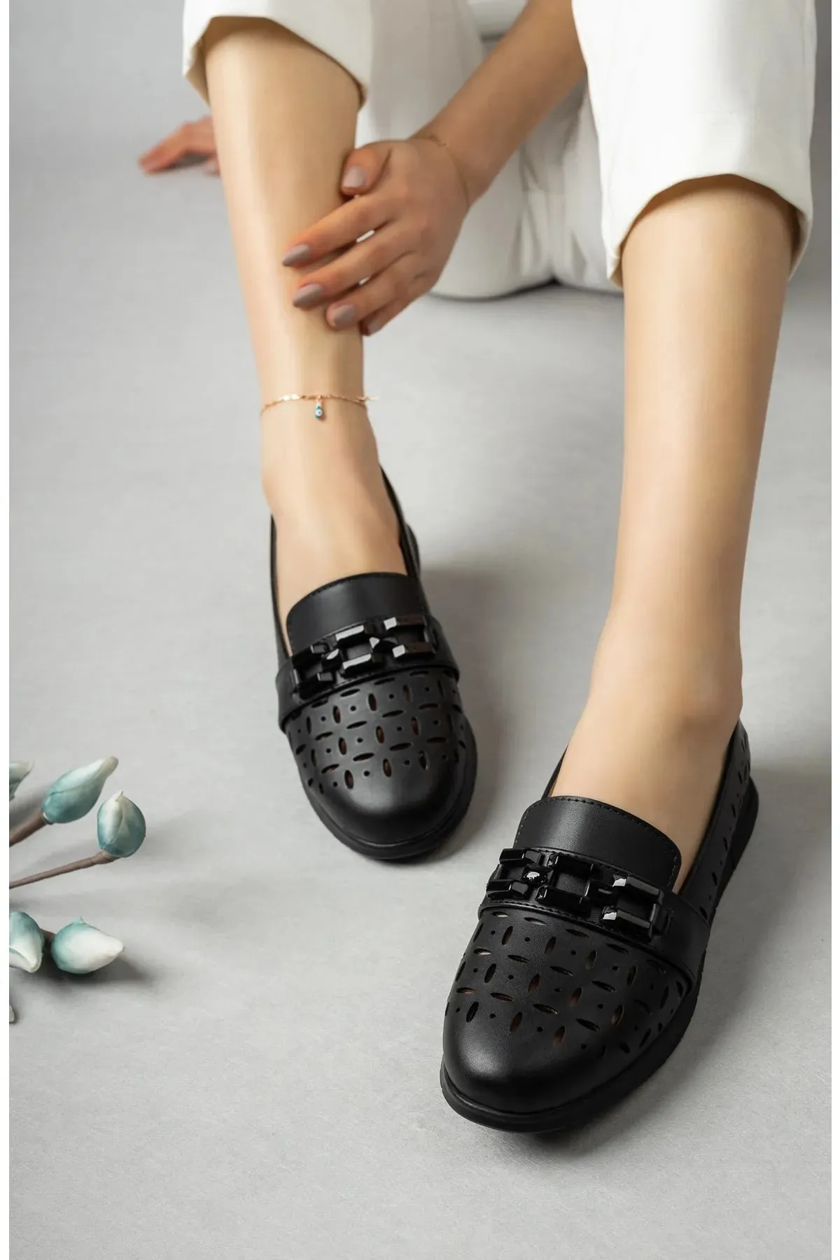 Women's Leather Lightweight Comfortable Black Ballerina